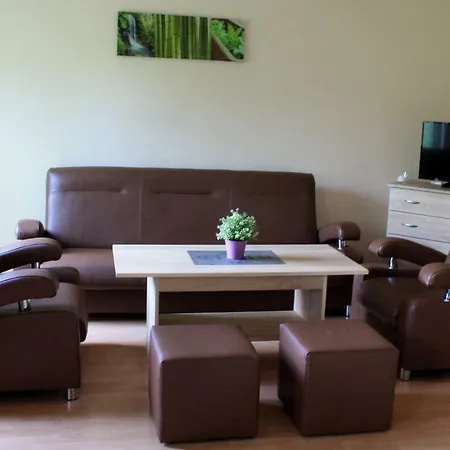 Gloria Nad Jeziorem Zywieckim Tatil Evi *