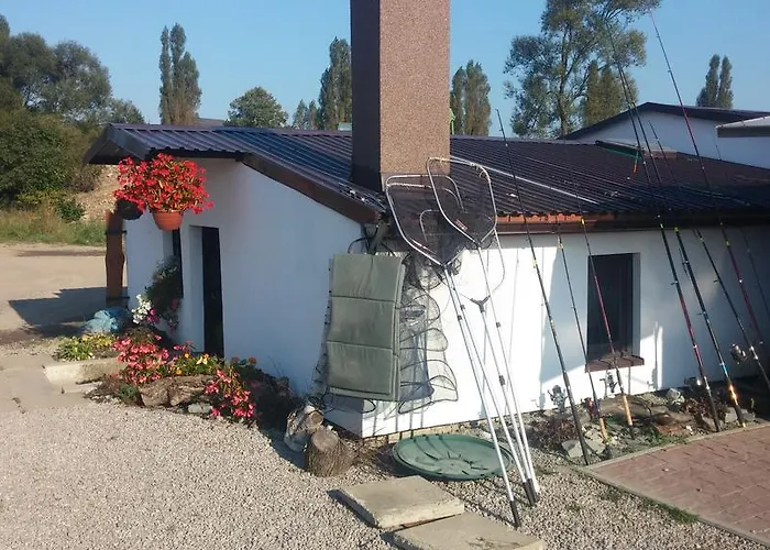 Gloria Nad Jeziorem Zywieckim بيت للعطل Żywiec