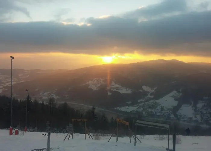 Gloria Nad Jeziorem Zywieckim