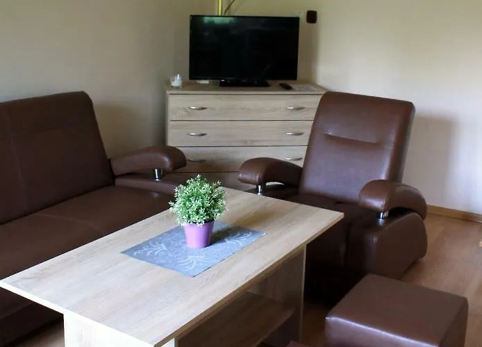 Gloria Nad Jeziorem Zywieckim بيت للعطل